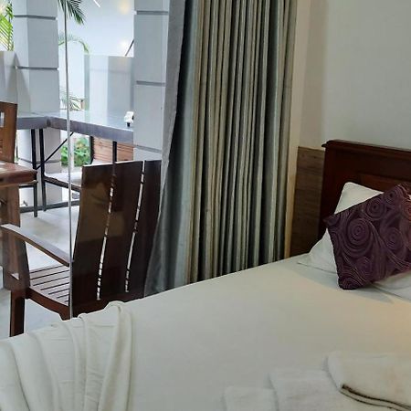 Bambos Appartement Hikkaduwa Buitenkant foto